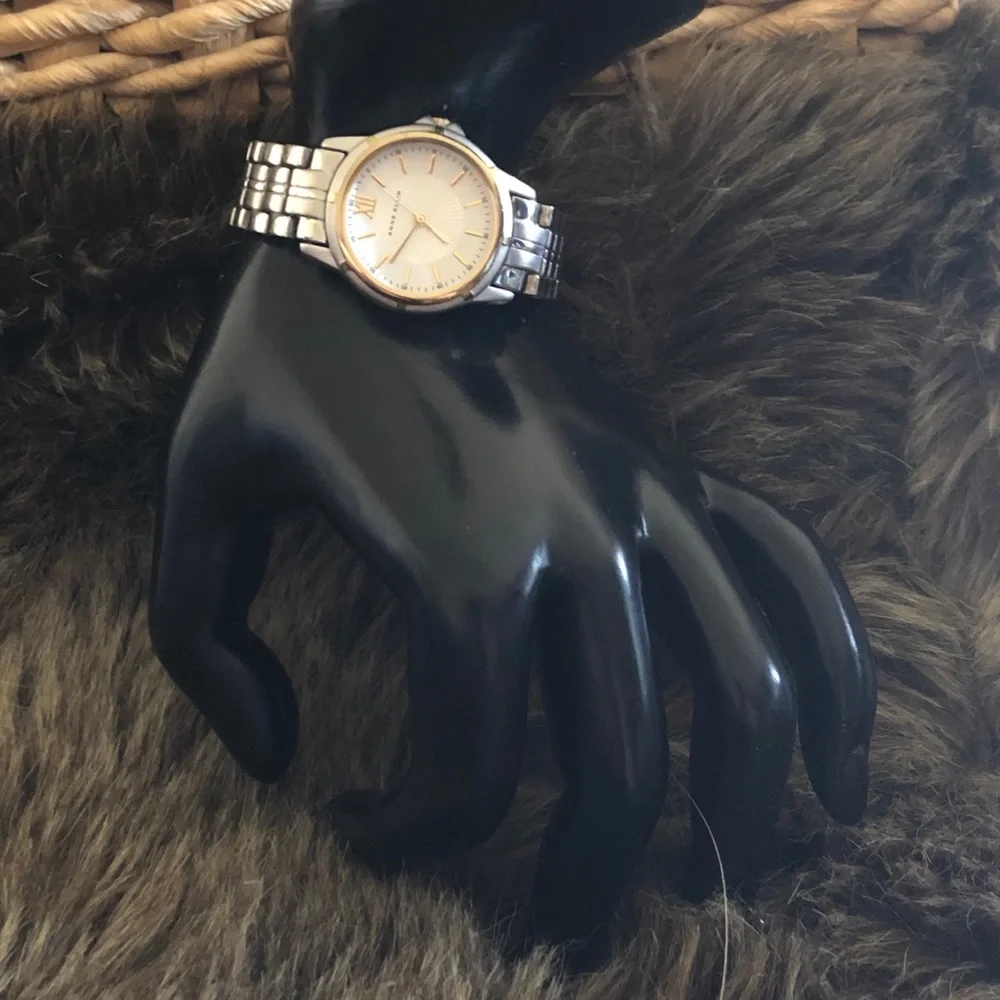 Anne Klein battery link perfectly
